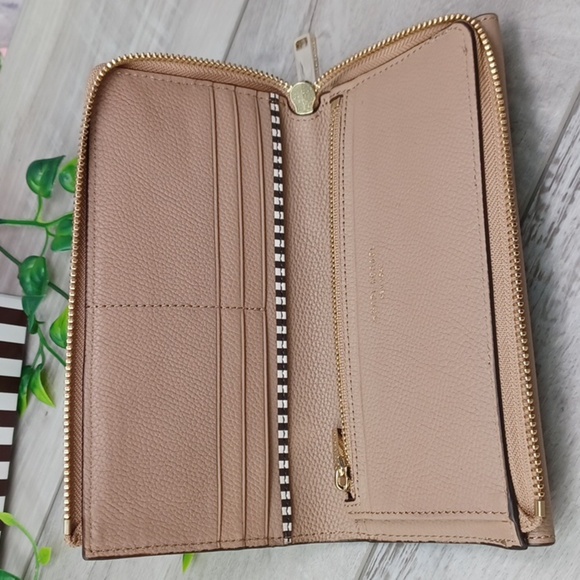 Henri Bendel NWOT Long Wallet - Picture 5 of 10